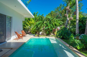 Chic & Mexican Villa, a True Oasis Pool, Security